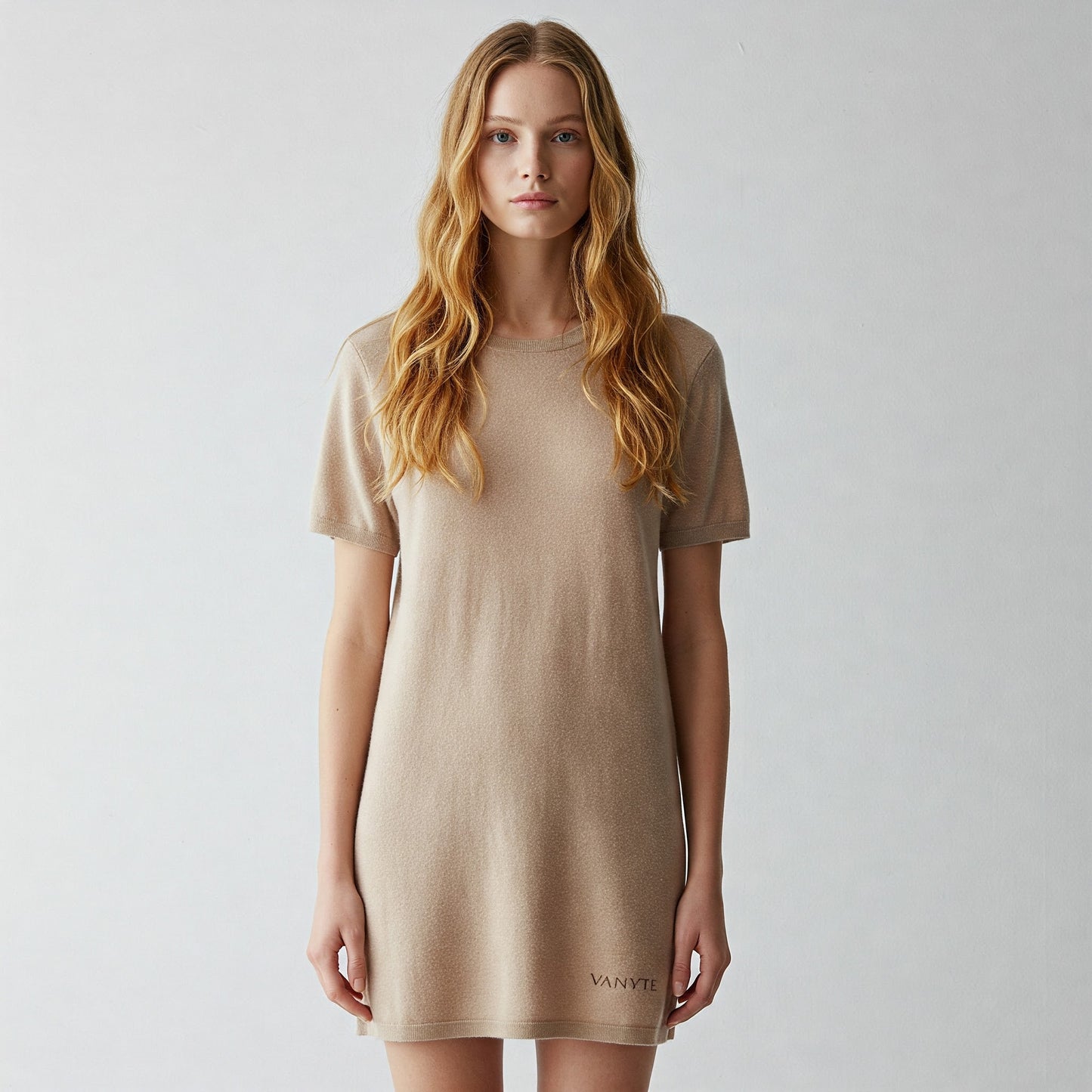 VANYTE STRAIGHT CASHMERE DRESS